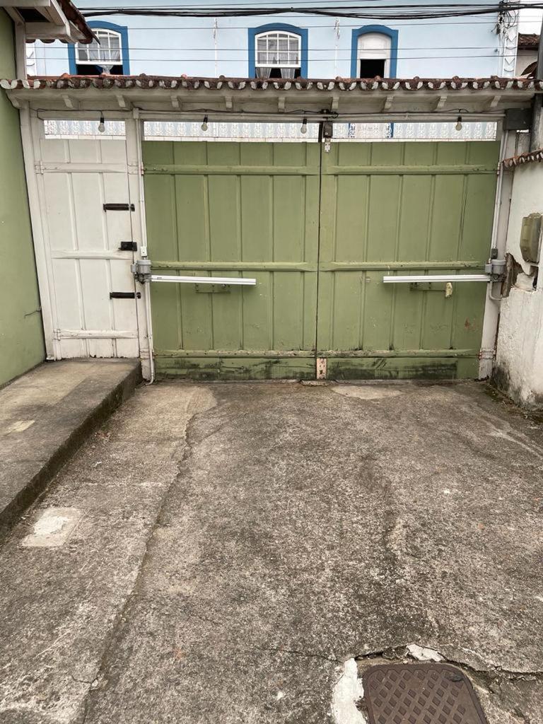 Сasa de vacaciones Casa Com 2 Quartos Em Com Garagem 50m Do Centro Historico Parati
