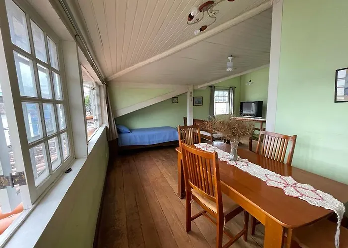 Casa Com 2 Quartos Em Paraty Com Garagem 50M Do Centro Historico