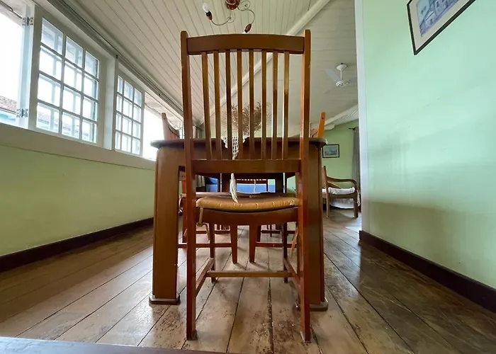 Casa Com 2 Quartos Em Paraty Com Garagem 50M Do Centro Historico